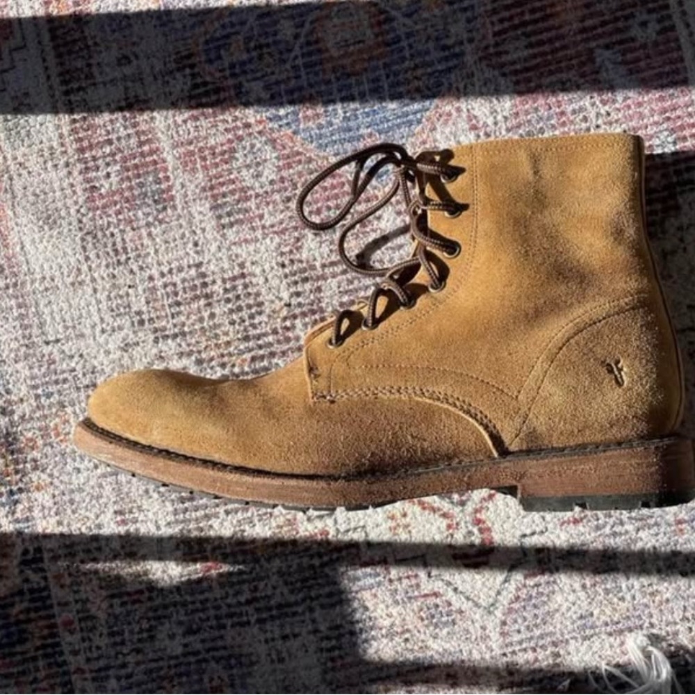 Frye Boots Men's Tan Suede